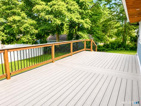 4 Mohawk Trail East Hampton CT 06424