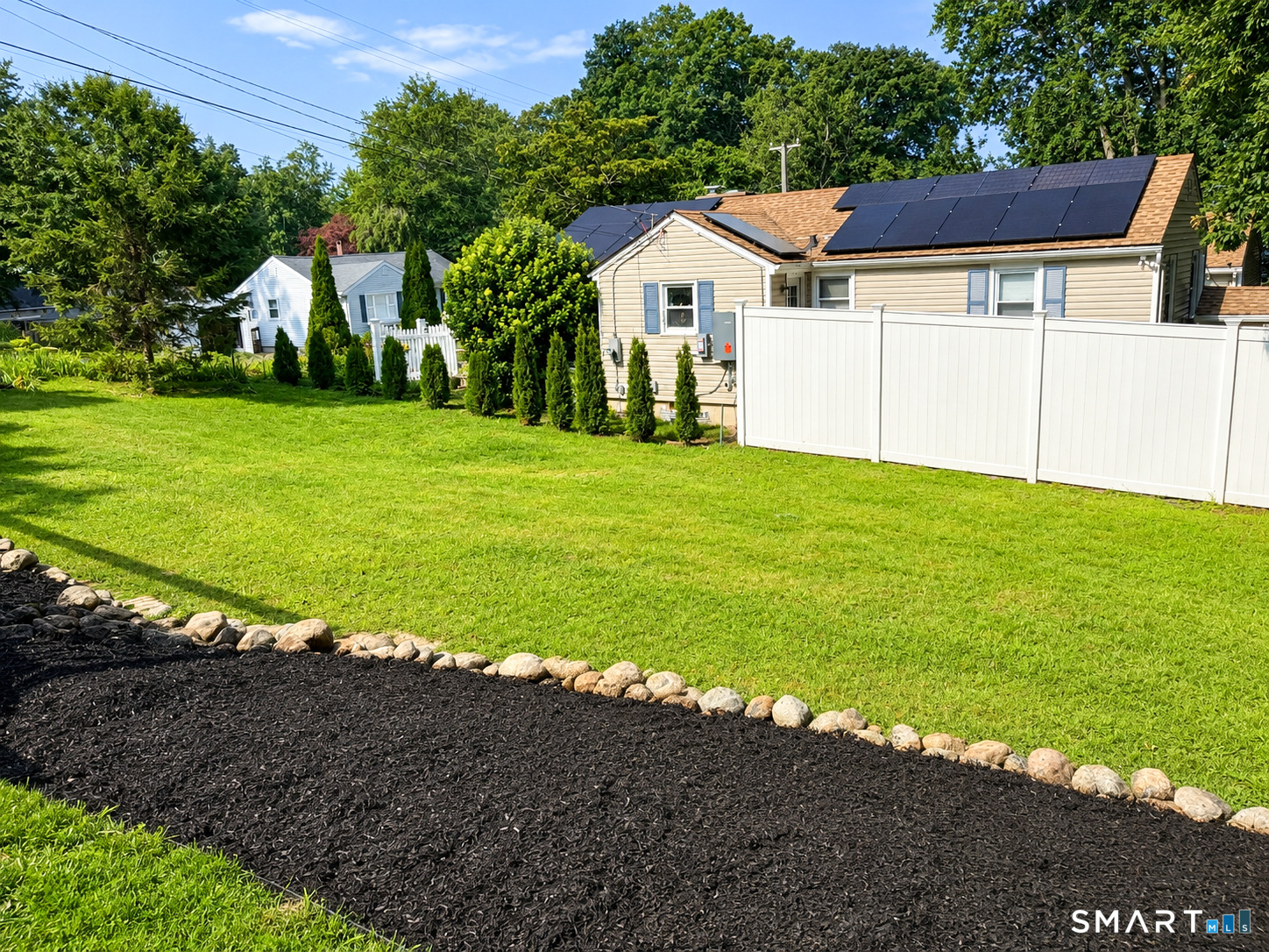 4 Mohawk Trail East Hampton CT 06424