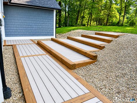 4 Mohawk Trail East Hampton CT 06424