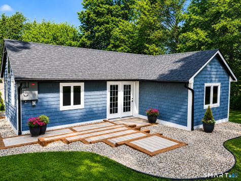 4 Mohawk Trail East Hampton CT 06424