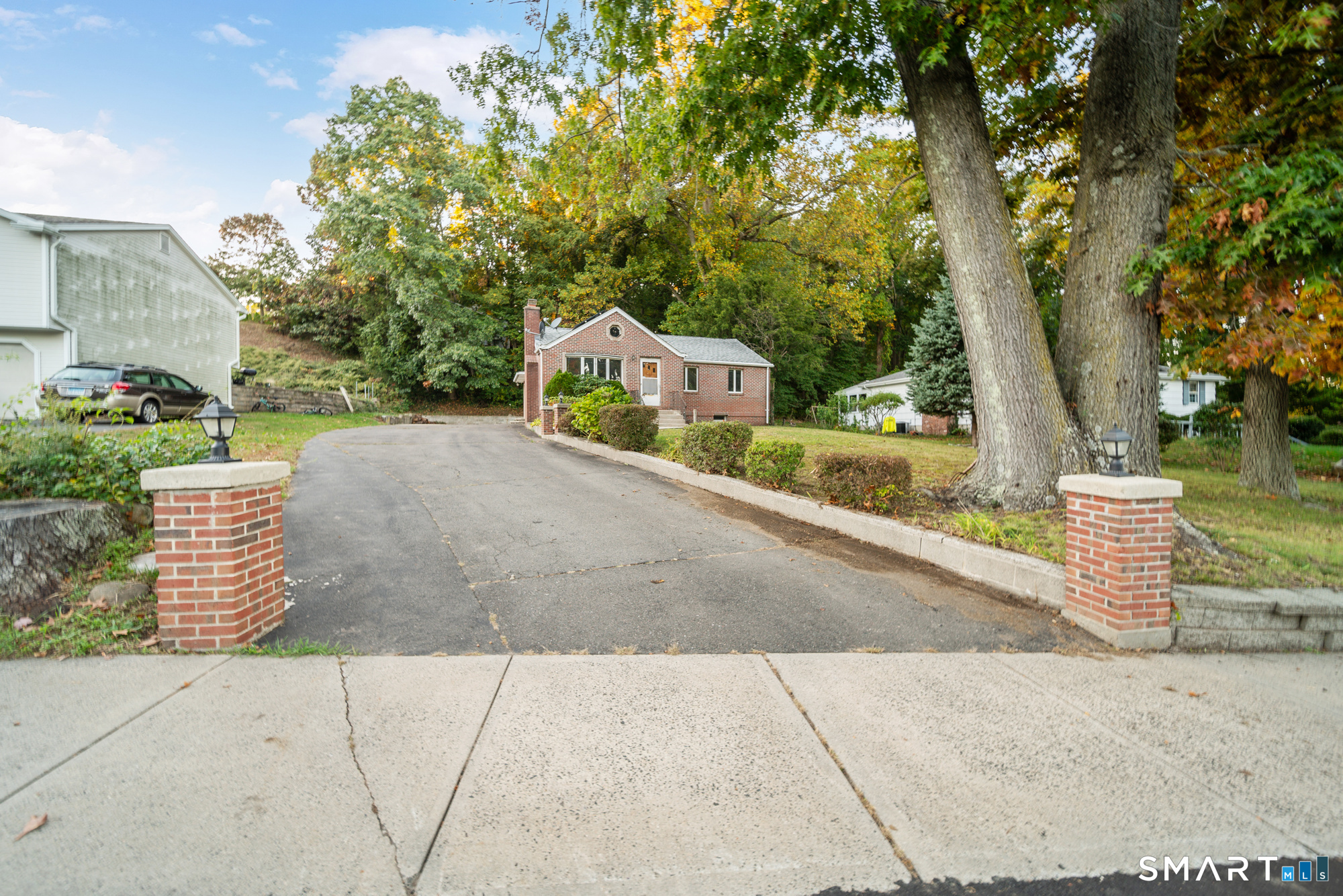 754 Jones Hill Road West Haven CT 06516
