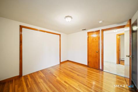 754 Jones Hill Road West Haven CT 06516