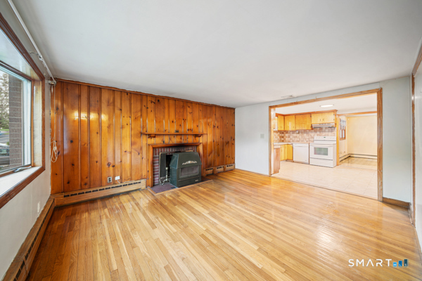 754 Jones Hill Road West Haven CT 06516