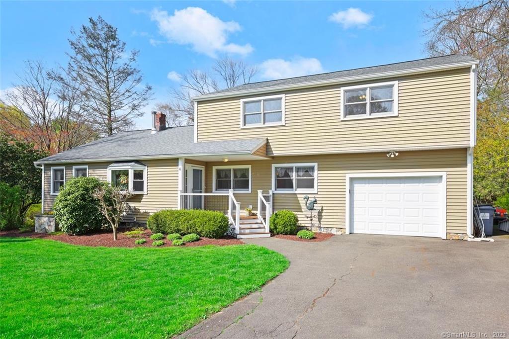 4 Middleton Drive New Fairfield CT 06812