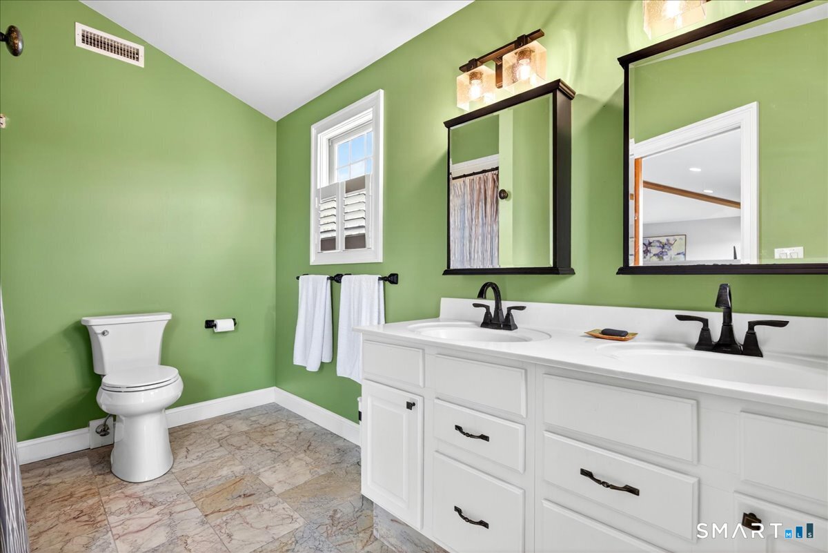 284 Shore Drive Branford CT 06405