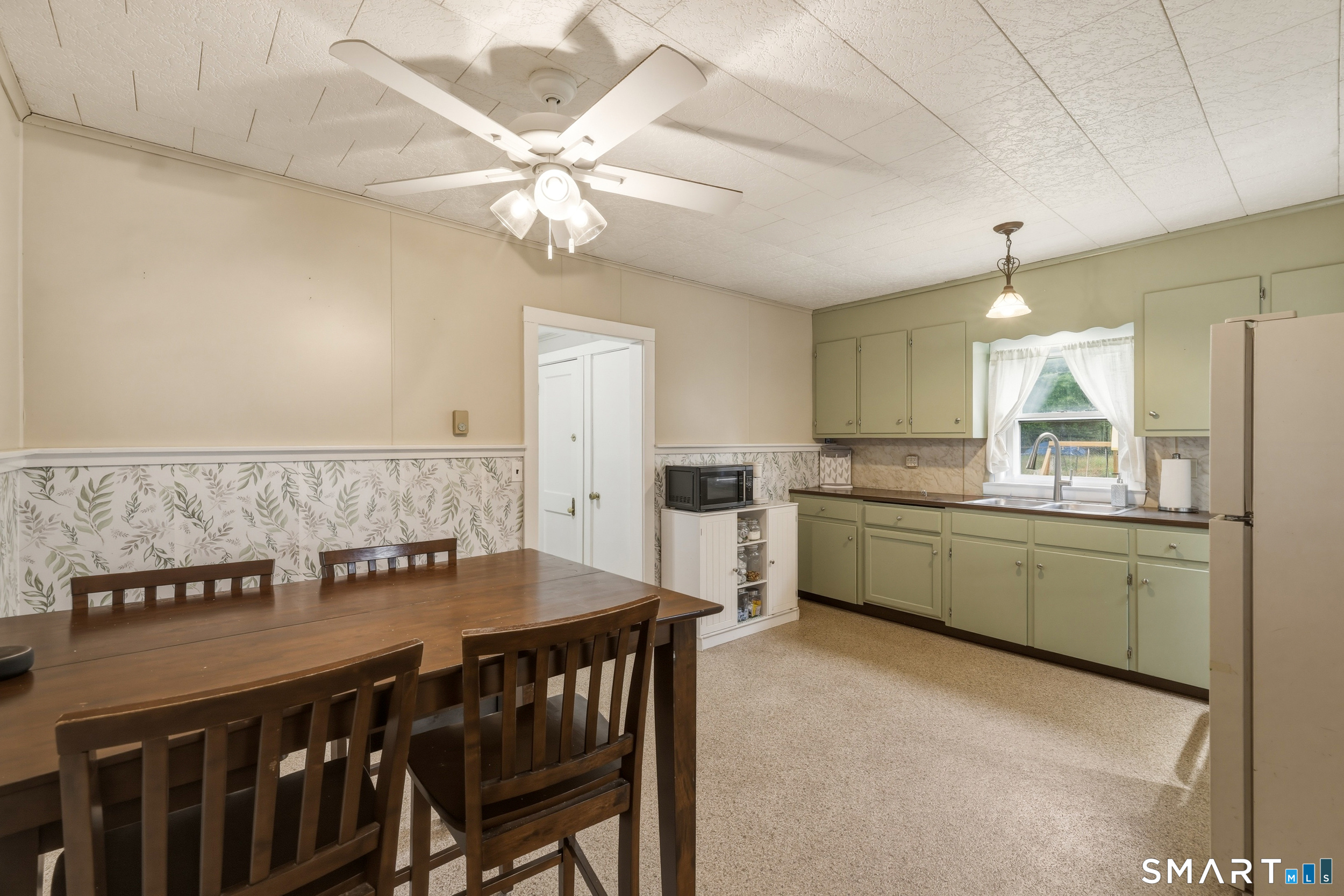 99 South Prospect Street Putnam CT 06260