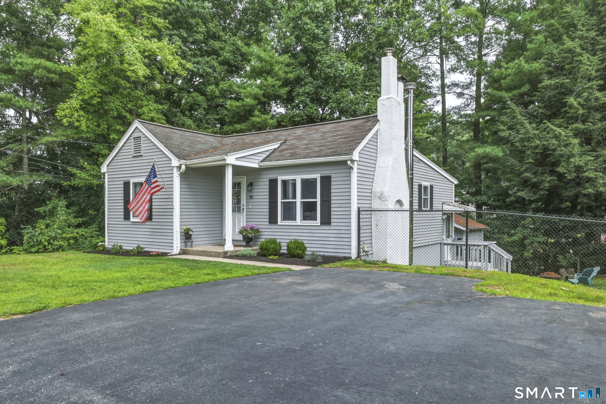 99 South Prospect Street Putnam CT 06260
