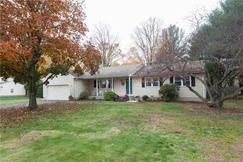 35 Deepwood Road Simsbury CT 06070