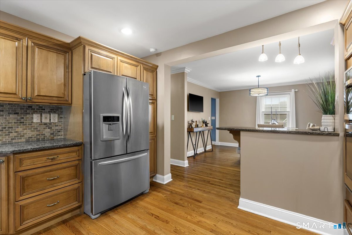 264 Sunrise Terrace Bridgeport CT 06606