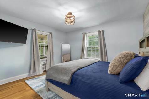 264 Sunrise Terrace Bridgeport CT 06606