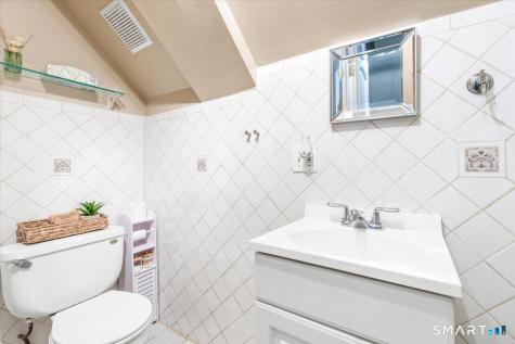 264 Sunrise Terrace Bridgeport CT 06606