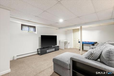 264 Sunrise Terrace Bridgeport CT 06606