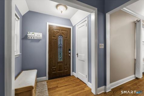 264 Sunrise Terrace Bridgeport CT 06606