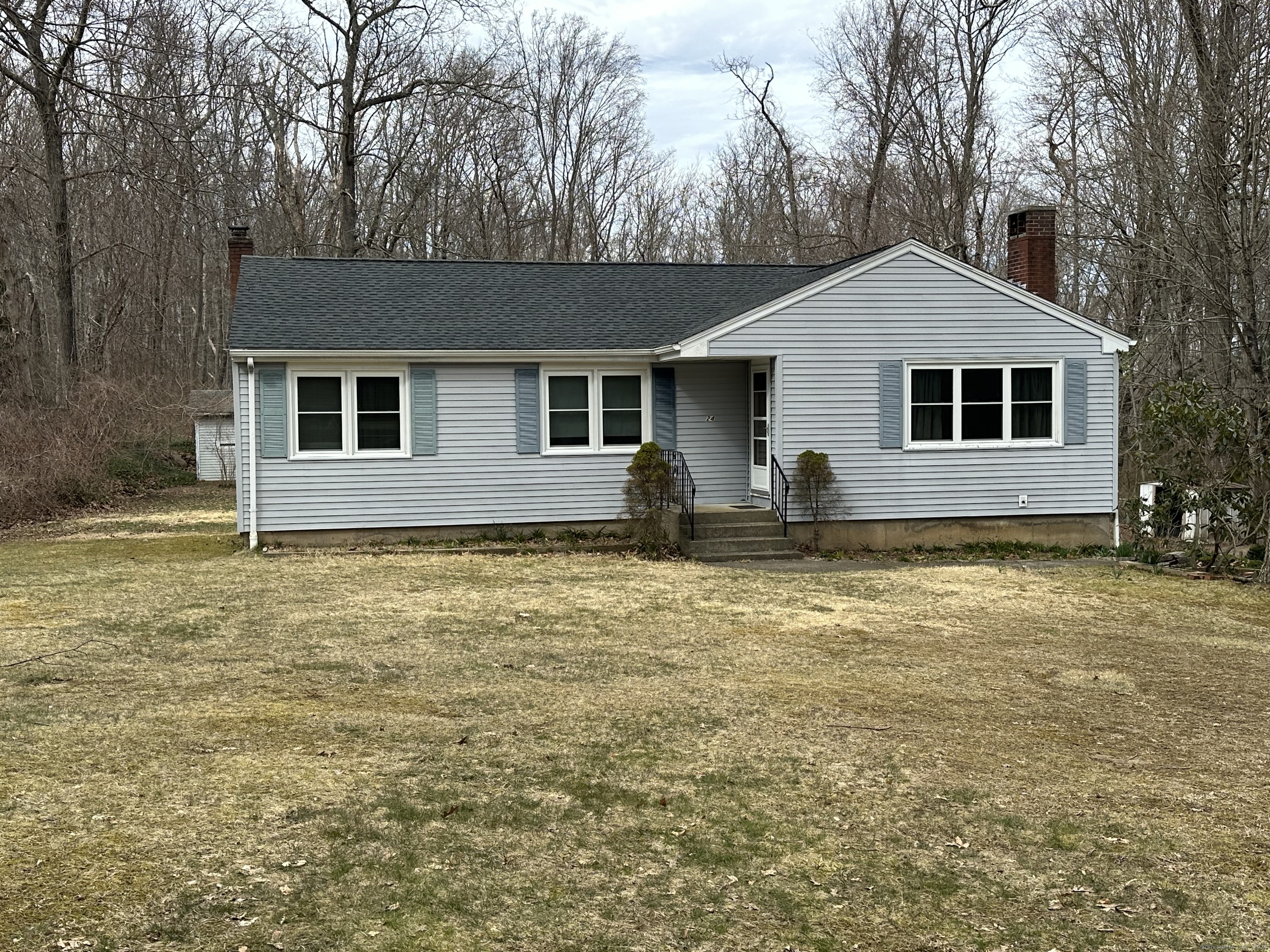 24 Harlan Place East Hampton CT 06424