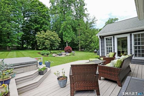 41 Nutmeg Ridge Ridgefield CT 06877