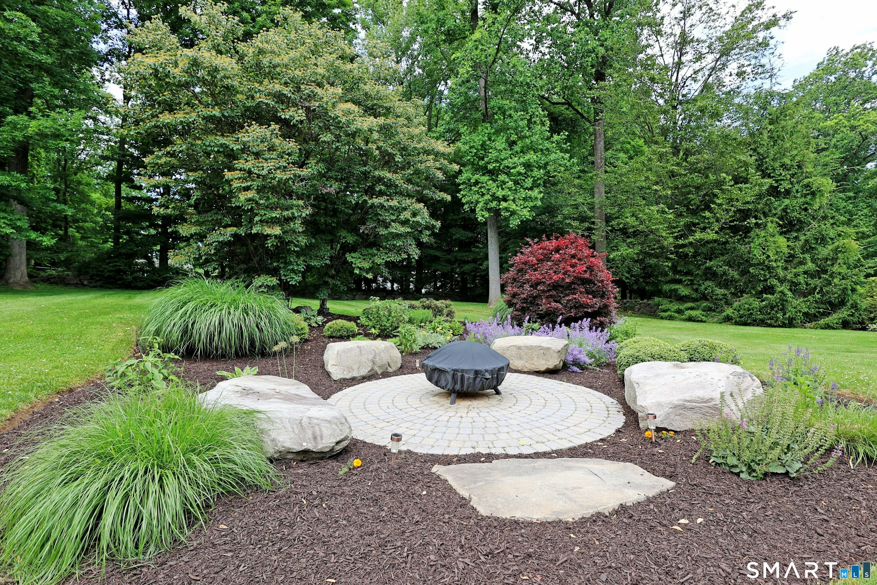 41 Nutmeg Ridge Ridgefield CT 06877