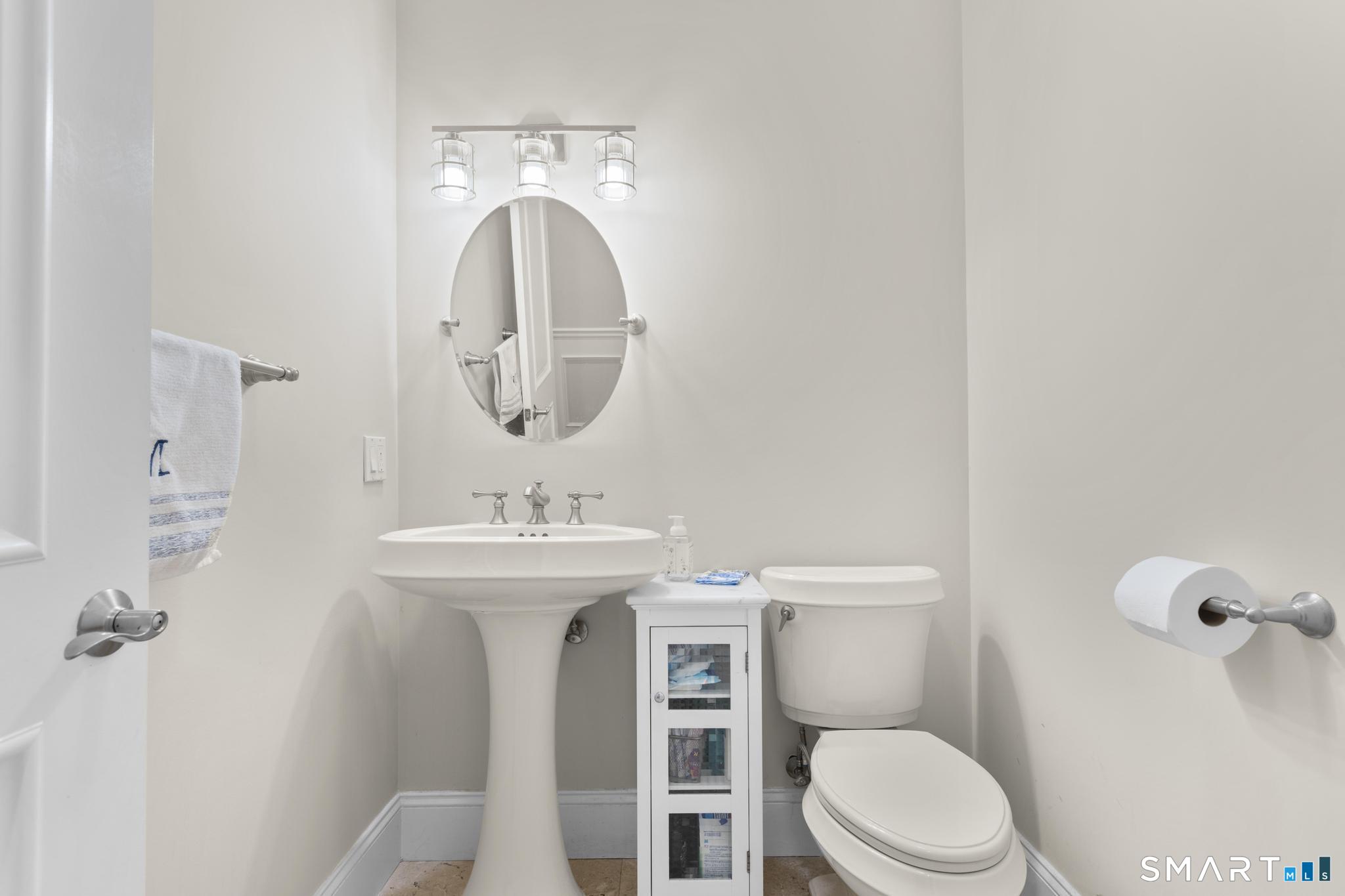 43 Chestnut Grove Guilford CT 06437