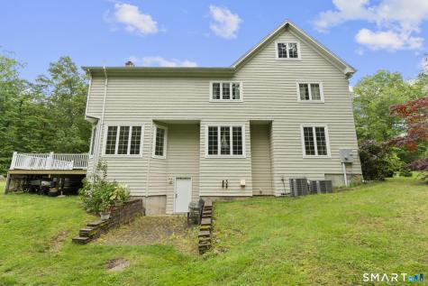 43 Chestnut Grove Guilford CT 06437