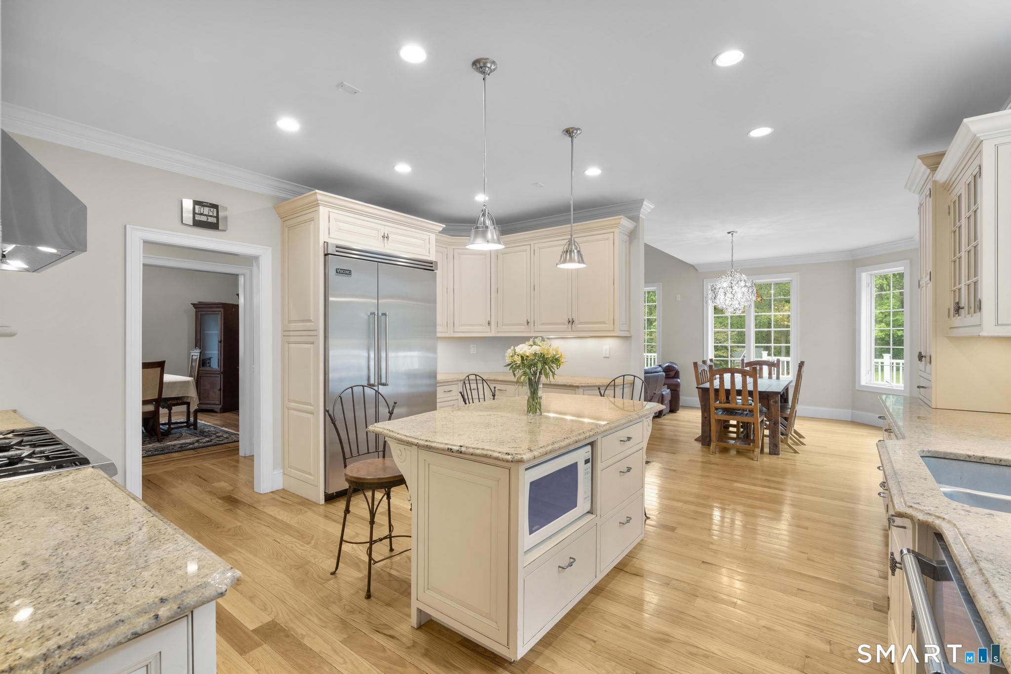 43 Chestnut Grove Guilford CT 06437