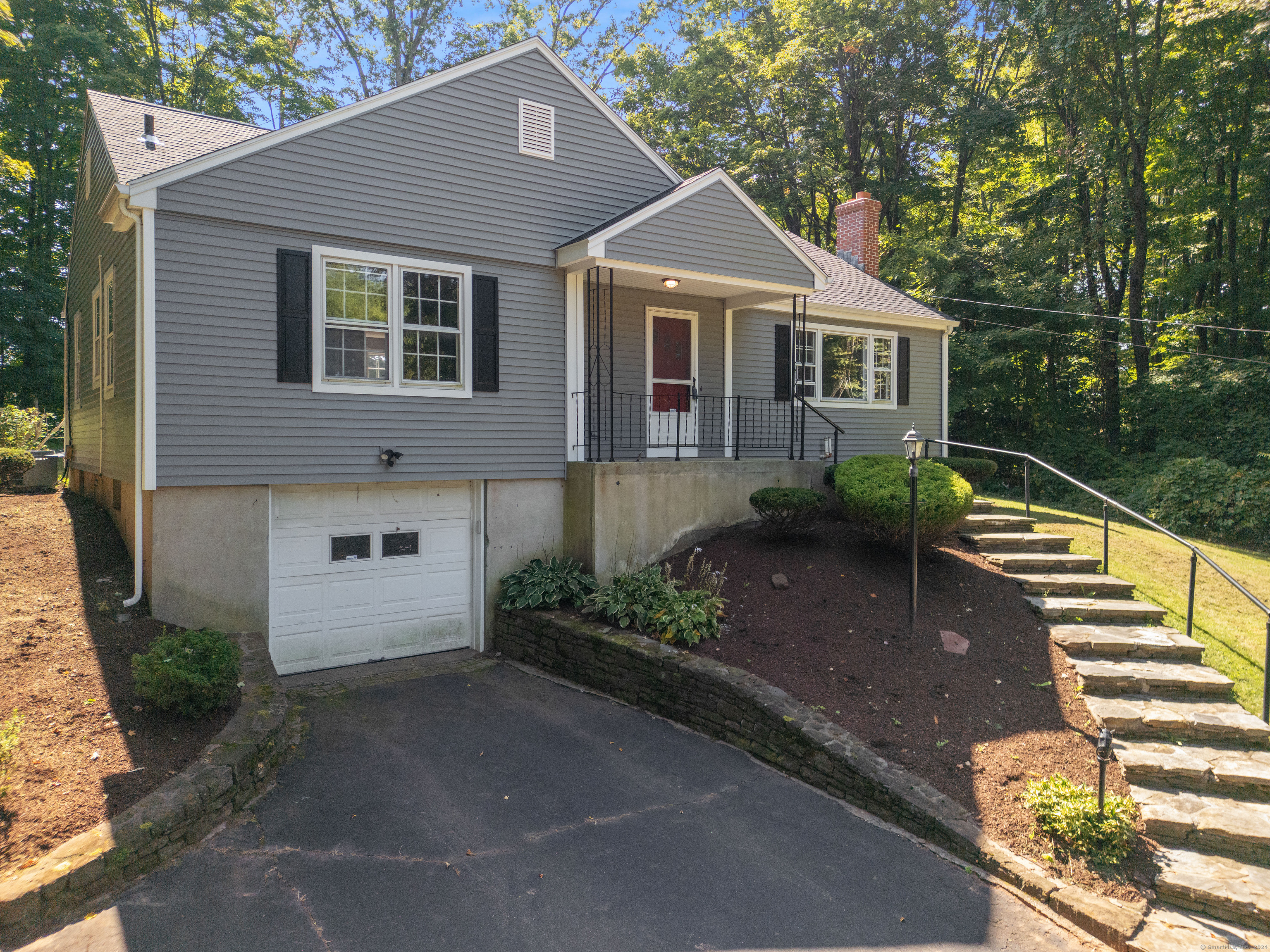 2000 Main Street Newington CT 06111