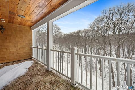 14 Laurelwood Drive New Fairfield CT 06812