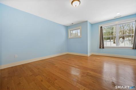 14 Laurelwood Drive New Fairfield CT 06812