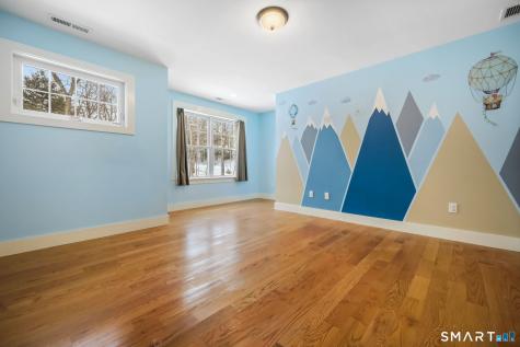 14 Laurelwood Drive New Fairfield CT 06812