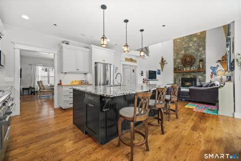 14 Laurelwood Drive New Fairfield CT 06812