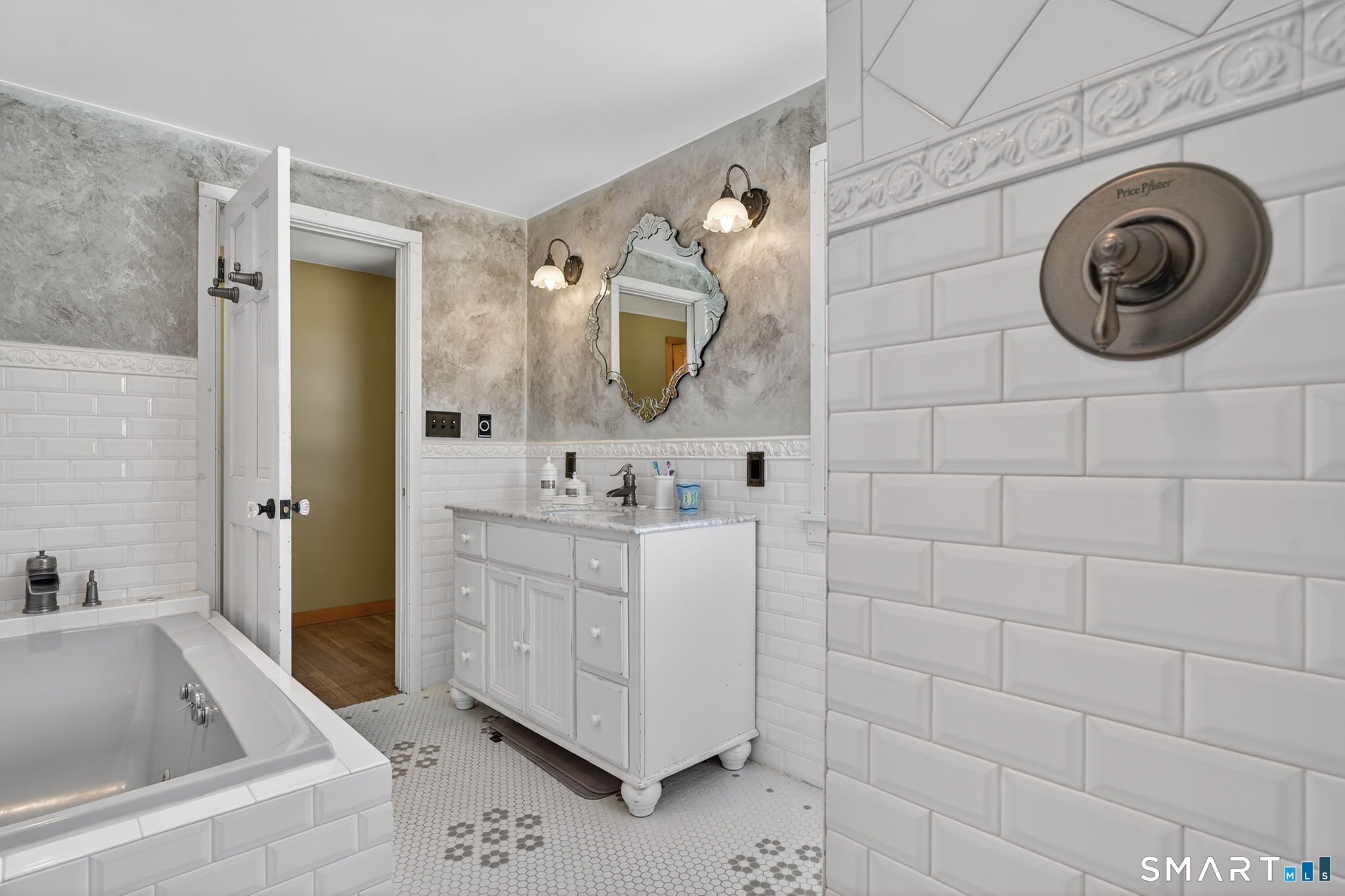 310 South Bigelow Road Hampton CT 06247