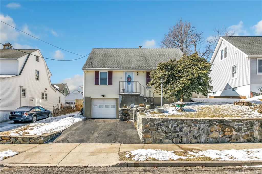 479 Ezra Street Bridgeport CT 06606