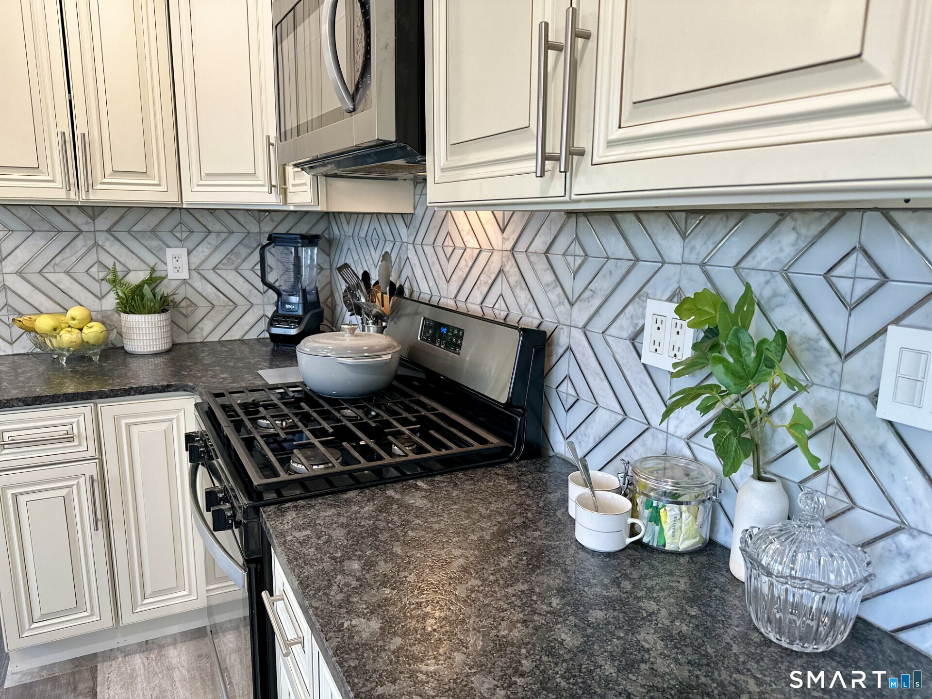 25 Dairy Farm Road Norwalk CT 06851