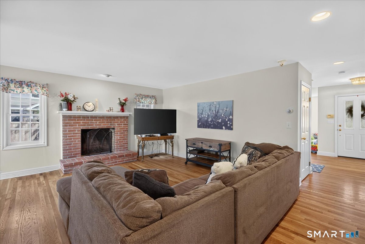 311 Gulf Street Milford CT 06460