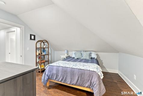 3 South Broad Street Stonington CT 06379