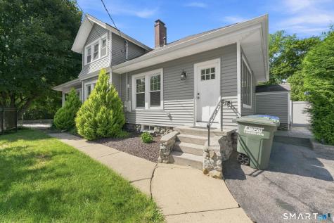 3 South Broad Street Stonington CT 06379