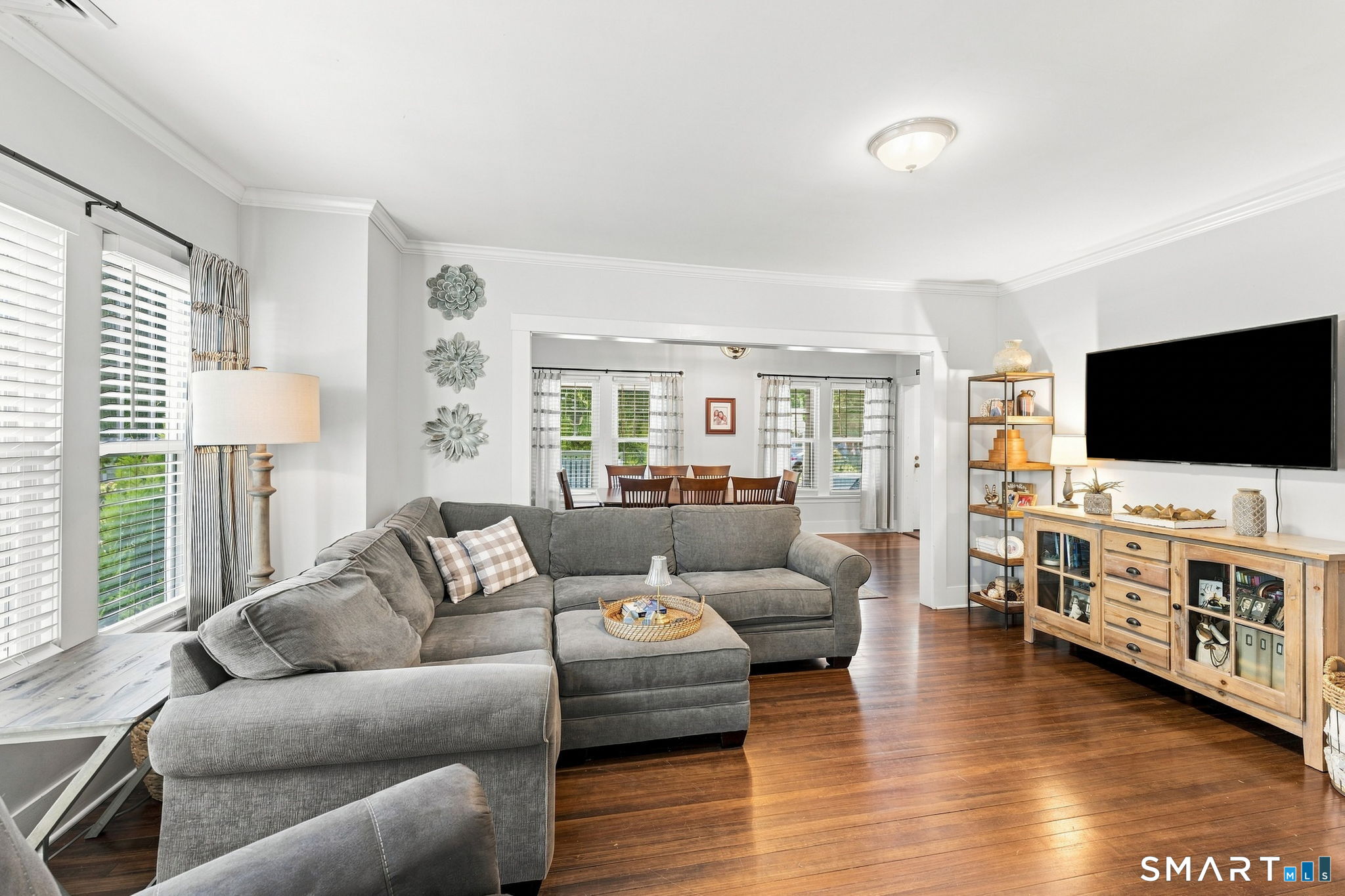 3 South Broad Street Stonington CT 06379