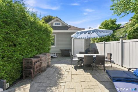 3 South Broad Street Stonington CT 06379
