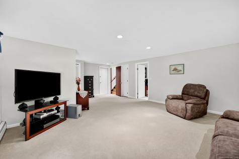 130 Old Farm Road South Windsor CT 06074