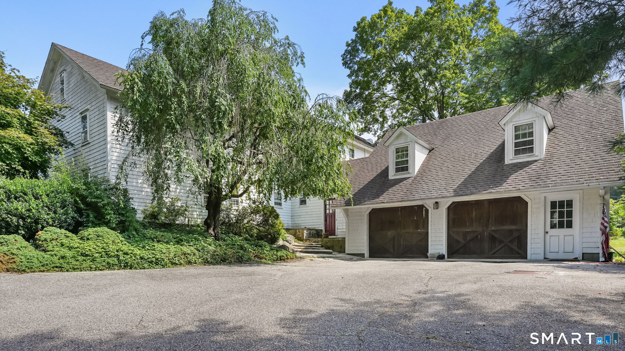 21 Fuller Road Trumbull CT 06611