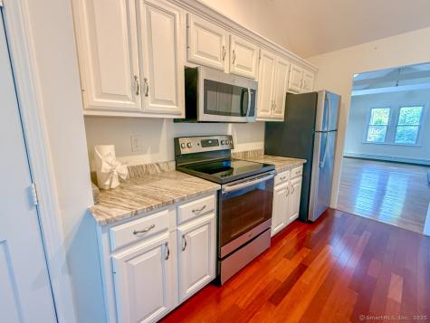 51 Vista Avenue Danbury CT 06811