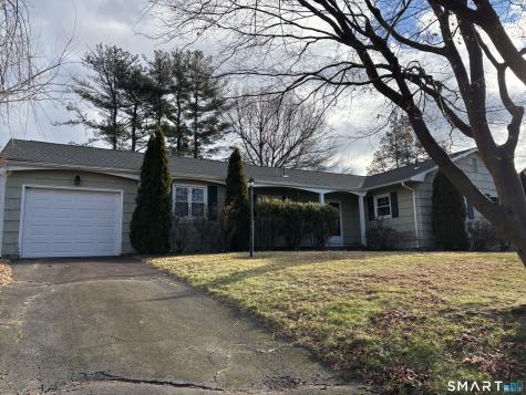 74 Summerset Drive East Hartford CT 06118