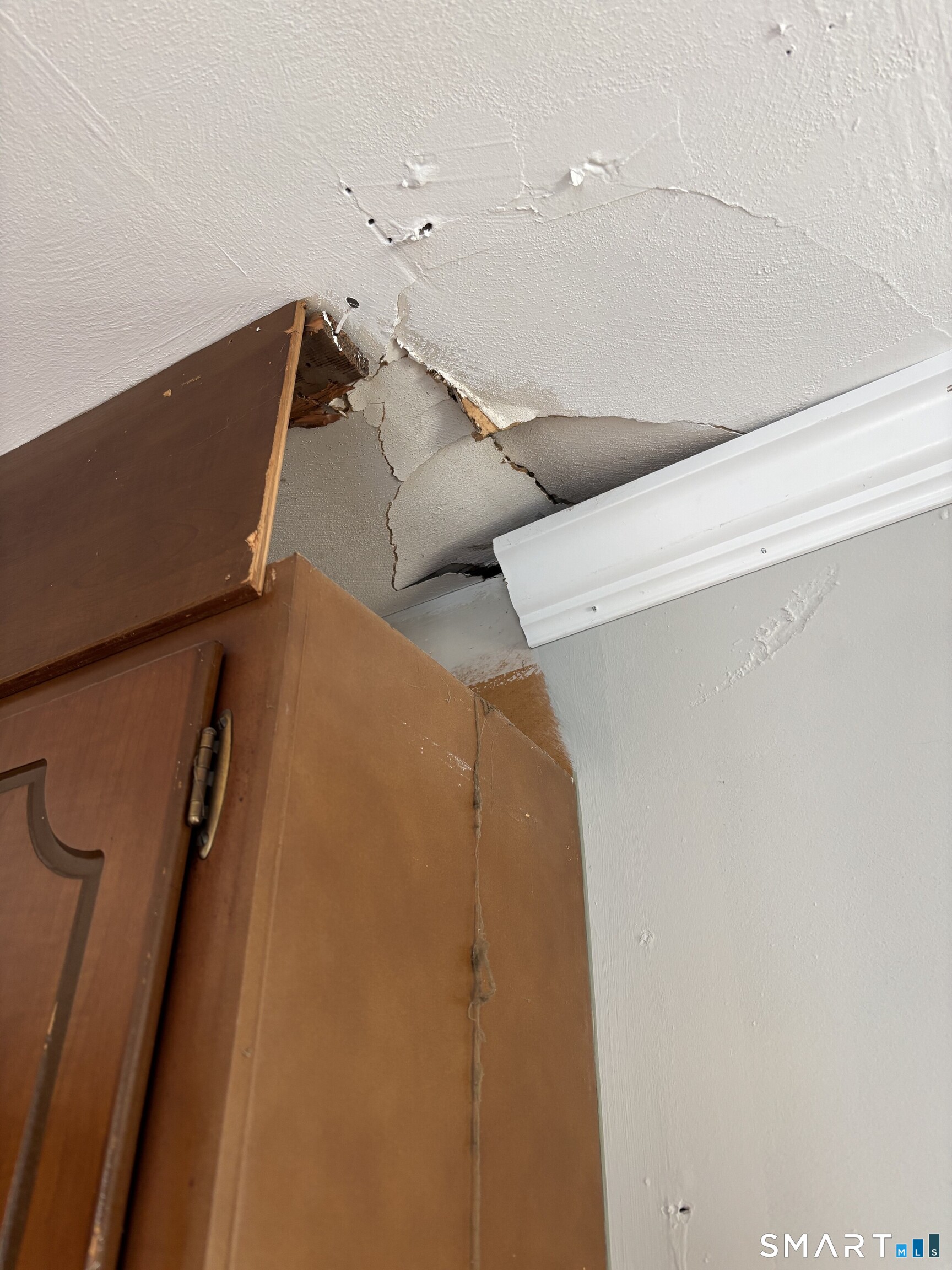 74 Summerset Drive East Hartford CT 06118