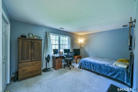 863 Route 198 Woodstock CT 06281
