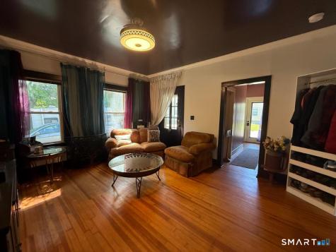 27 Milk Street Meriden CT 06451