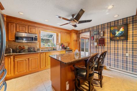 6 Ridgecrest Lane Bristol CT 06010