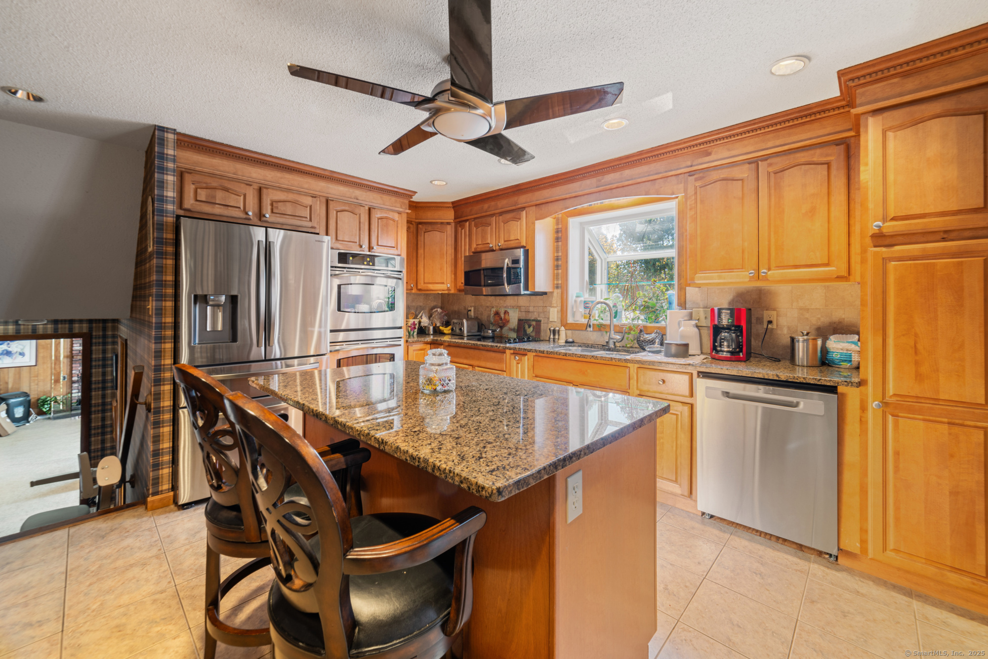 6 Ridgecrest Lane Bristol CT 06010