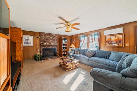 6 Ridgecrest Lane Bristol CT 06010