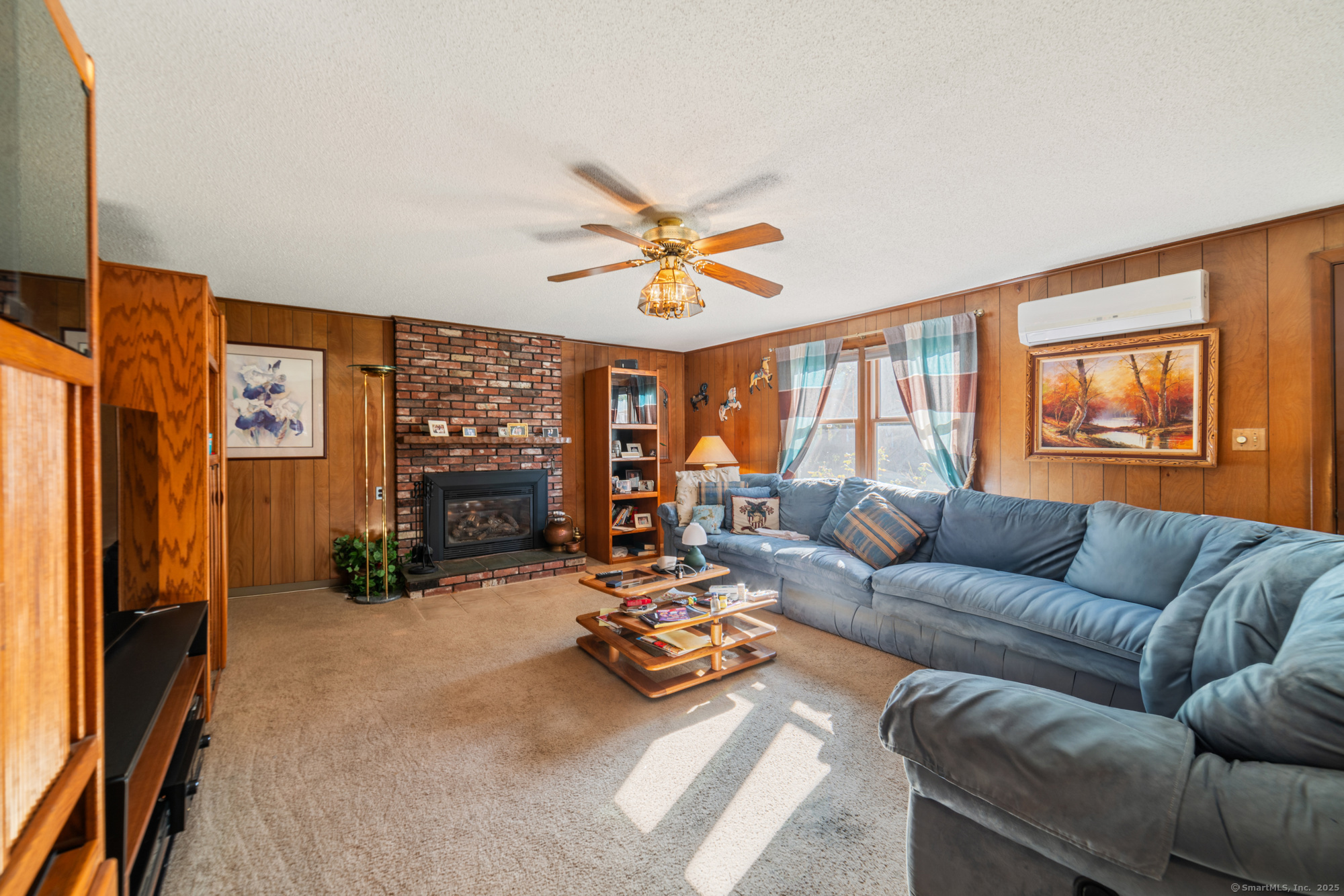 6 Ridgecrest Lane Bristol CT 06010