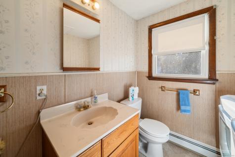 6 Ridgecrest Lane Bristol CT 06010