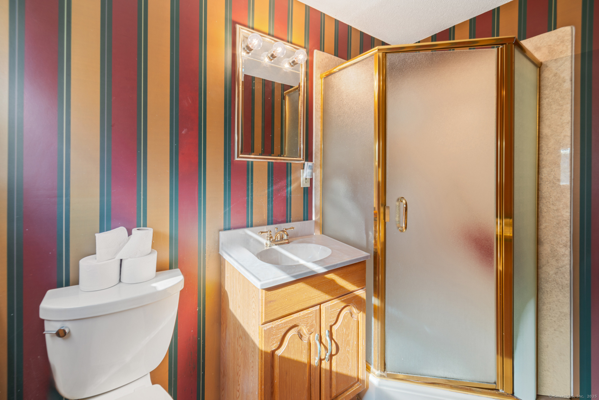 6 Ridgecrest Lane Bristol CT 06010