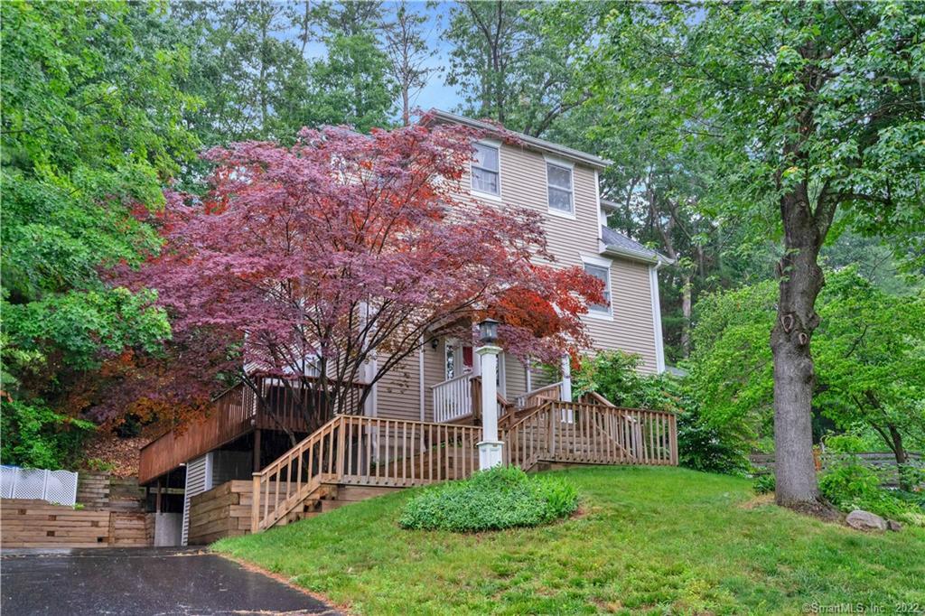 27 Oxford Court Simsbury CT 06070